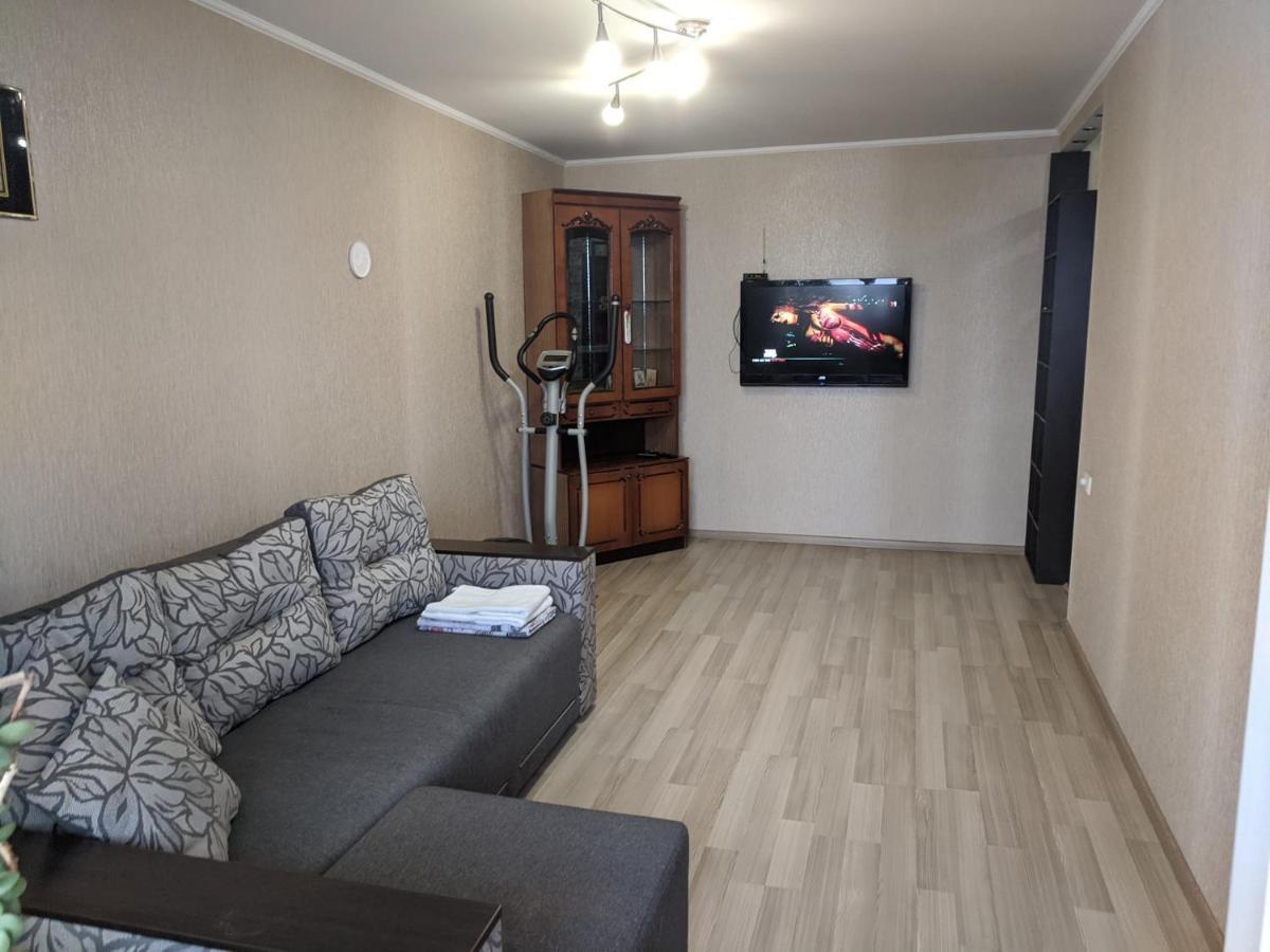 Apartment With Balcony On Peremohy Avenue 43 Чернигов Экстерьер фото