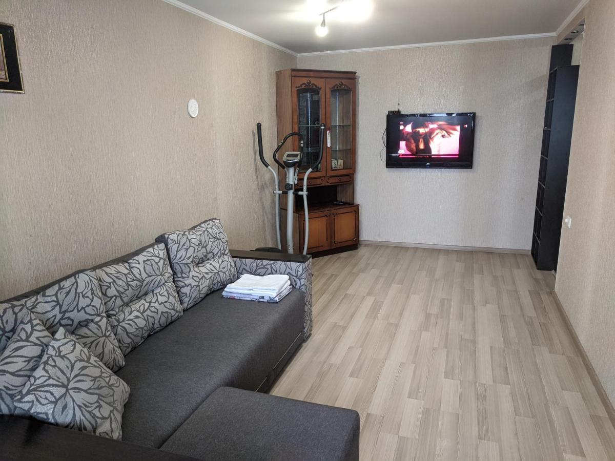 Apartment With Balcony On Peremohy Avenue 43 Чернигов Экстерьер фото