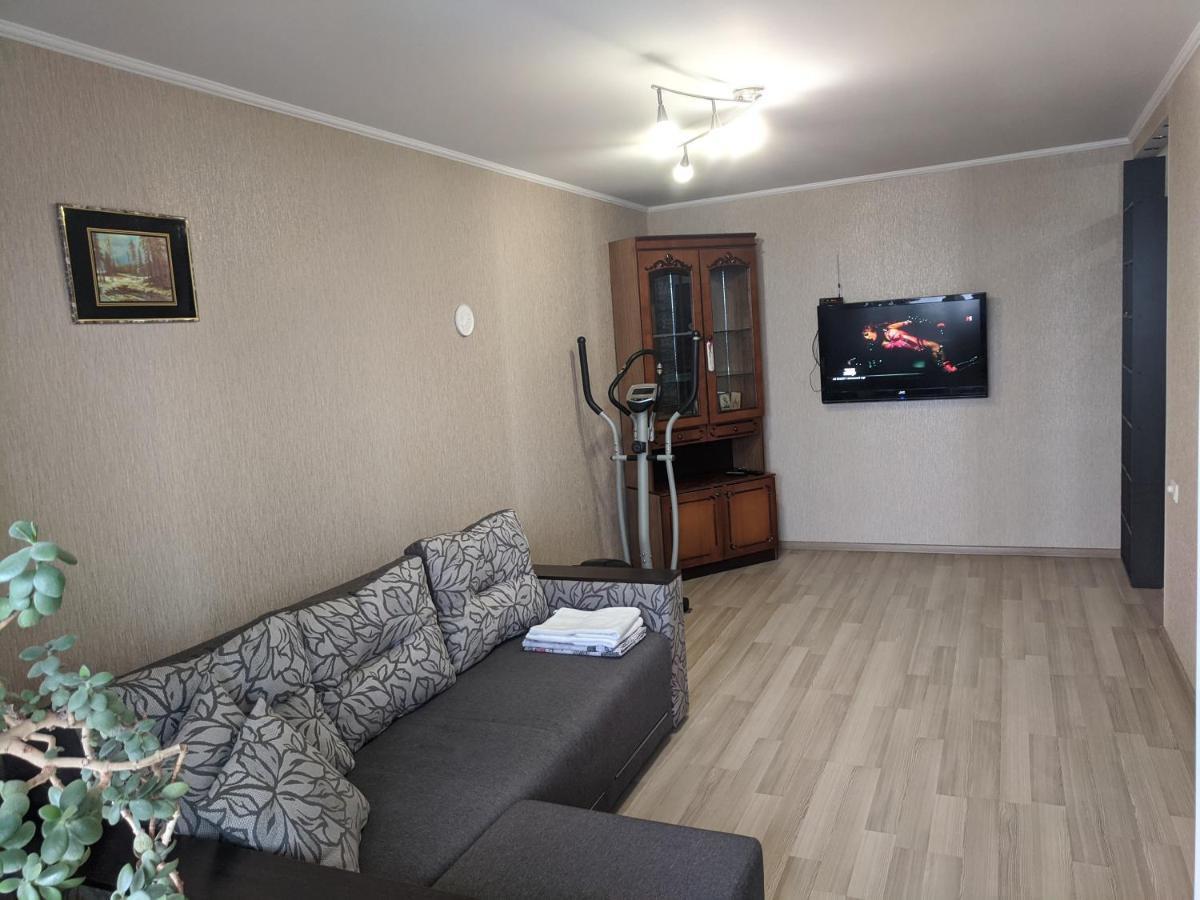 Apartment With Balcony On Peremohy Avenue 43 Чернигов Экстерьер фото