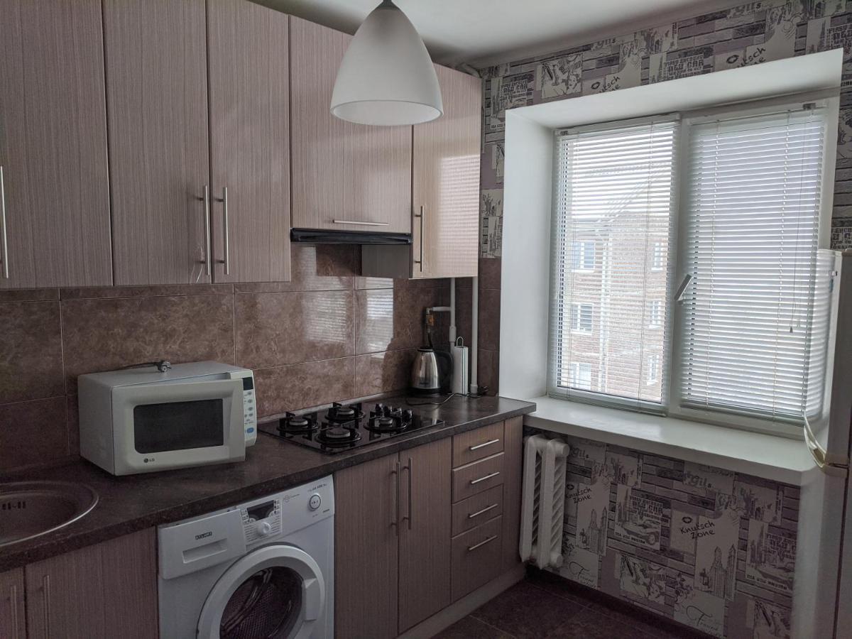 Apartment With Balcony On Peremohy Avenue 43 Чернигов Экстерьер фото
