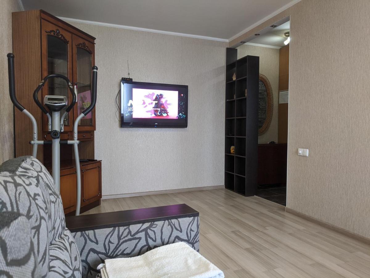 Apartment With Balcony On Peremohy Avenue 43 Чернигов Экстерьер фото