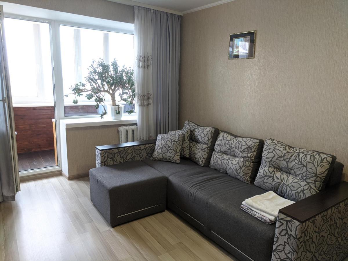 Apartment With Balcony On Peremohy Avenue 43 Чернигов Экстерьер фото